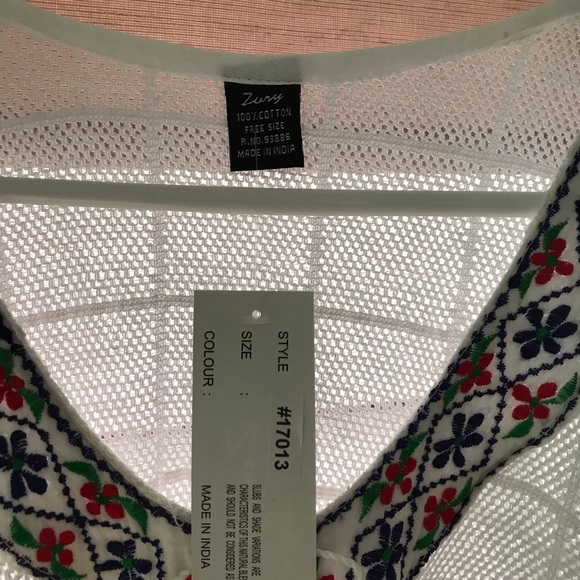 White Pom Pom Cover Up - Picture 4 of 6